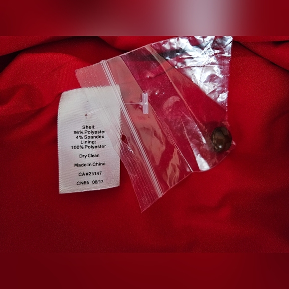 NWT Talbots Paisley Knee Length Red Opulent Side Button Detail Slit Skirt Sz 2P - Picture 6 of 12